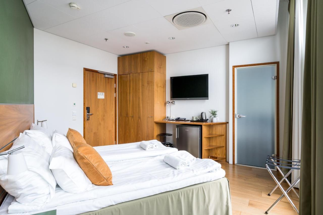 Hiisi Hotel Helsinki Jaetkaesaari Екстериор снимка