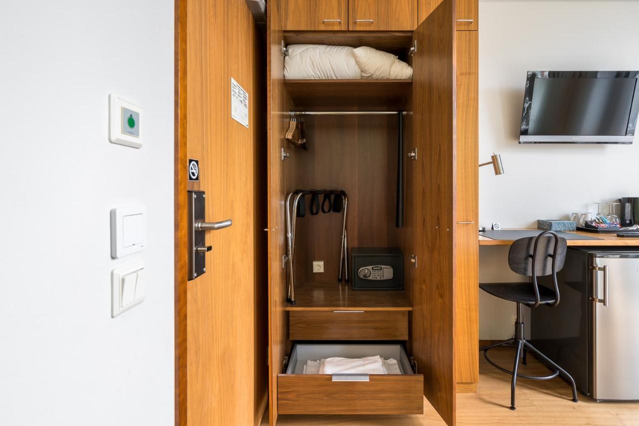 Hiisi Hotel Helsinki Jaetkaesaari Екстериор снимка