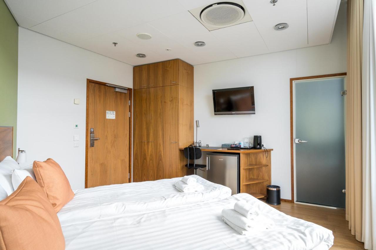 Hiisi Hotel Helsinki Jaetkaesaari Екстериор снимка