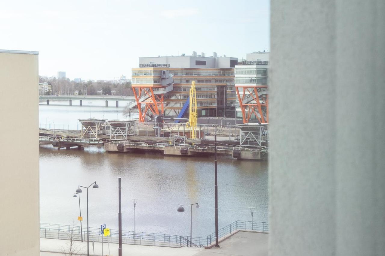 Hiisi Hotel Helsinki Jaetkaesaari Екстериор снимка