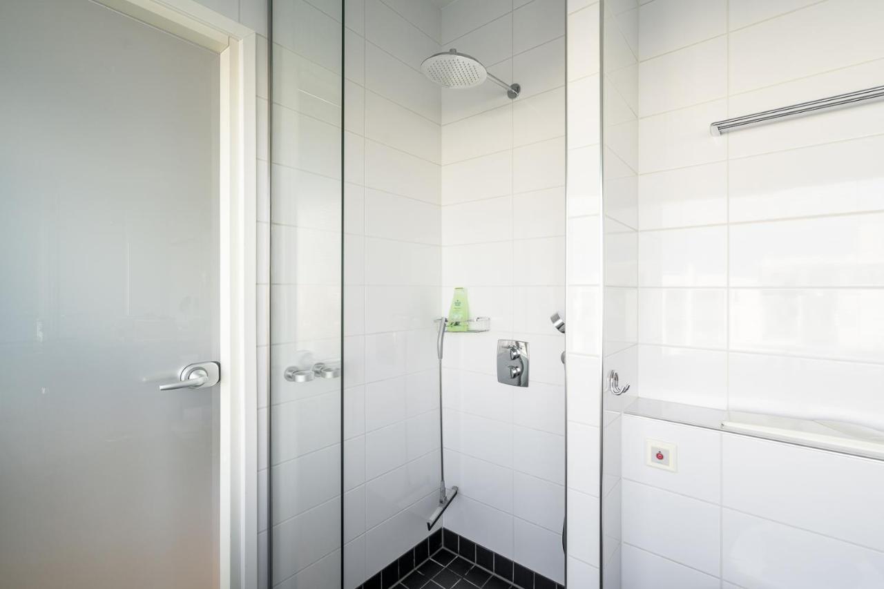 Hiisi Hotel Helsinki Jaetkaesaari Екстериор снимка