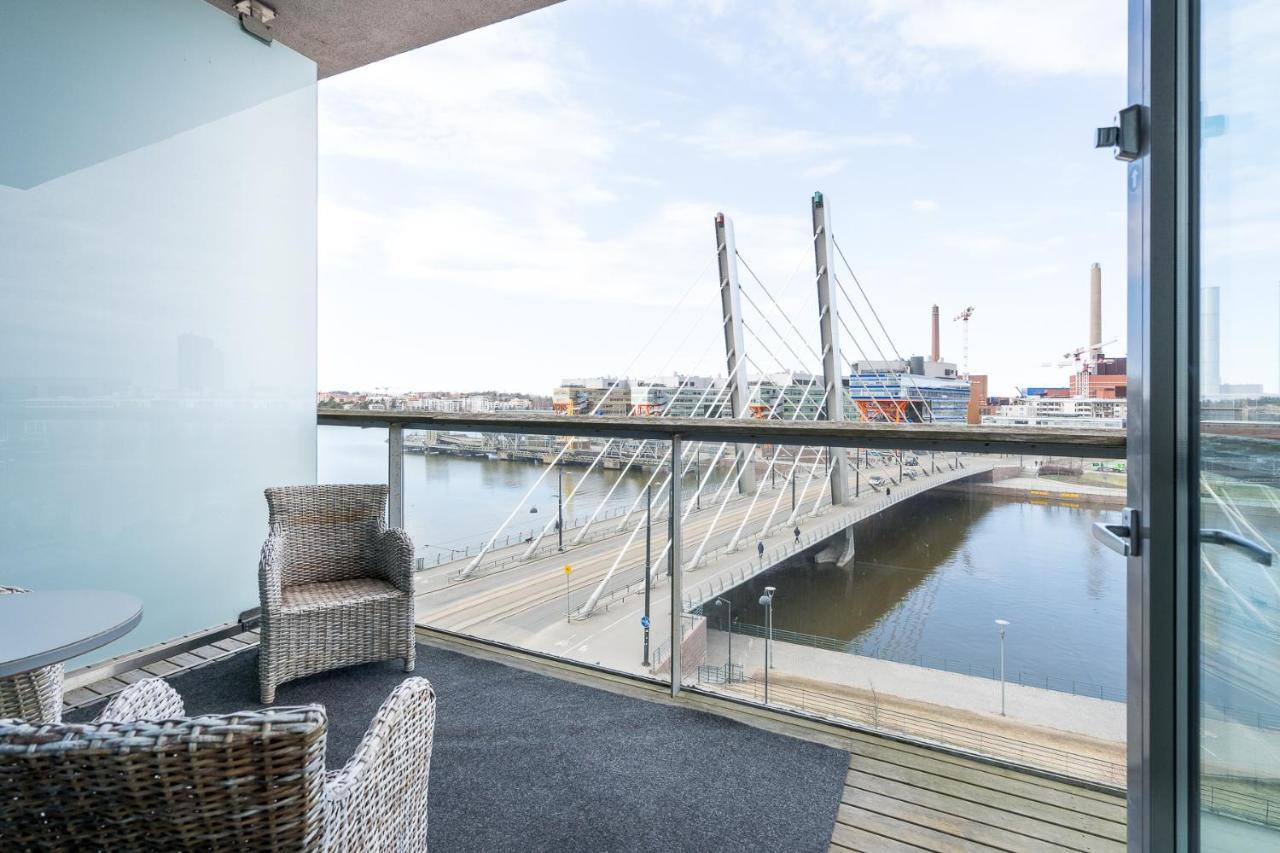 Hiisi Hotel Helsinki Jaetkaesaari Екстериор снимка